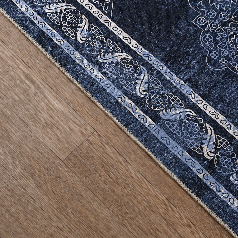 ANDALOUS First Vintage Chenille Rug