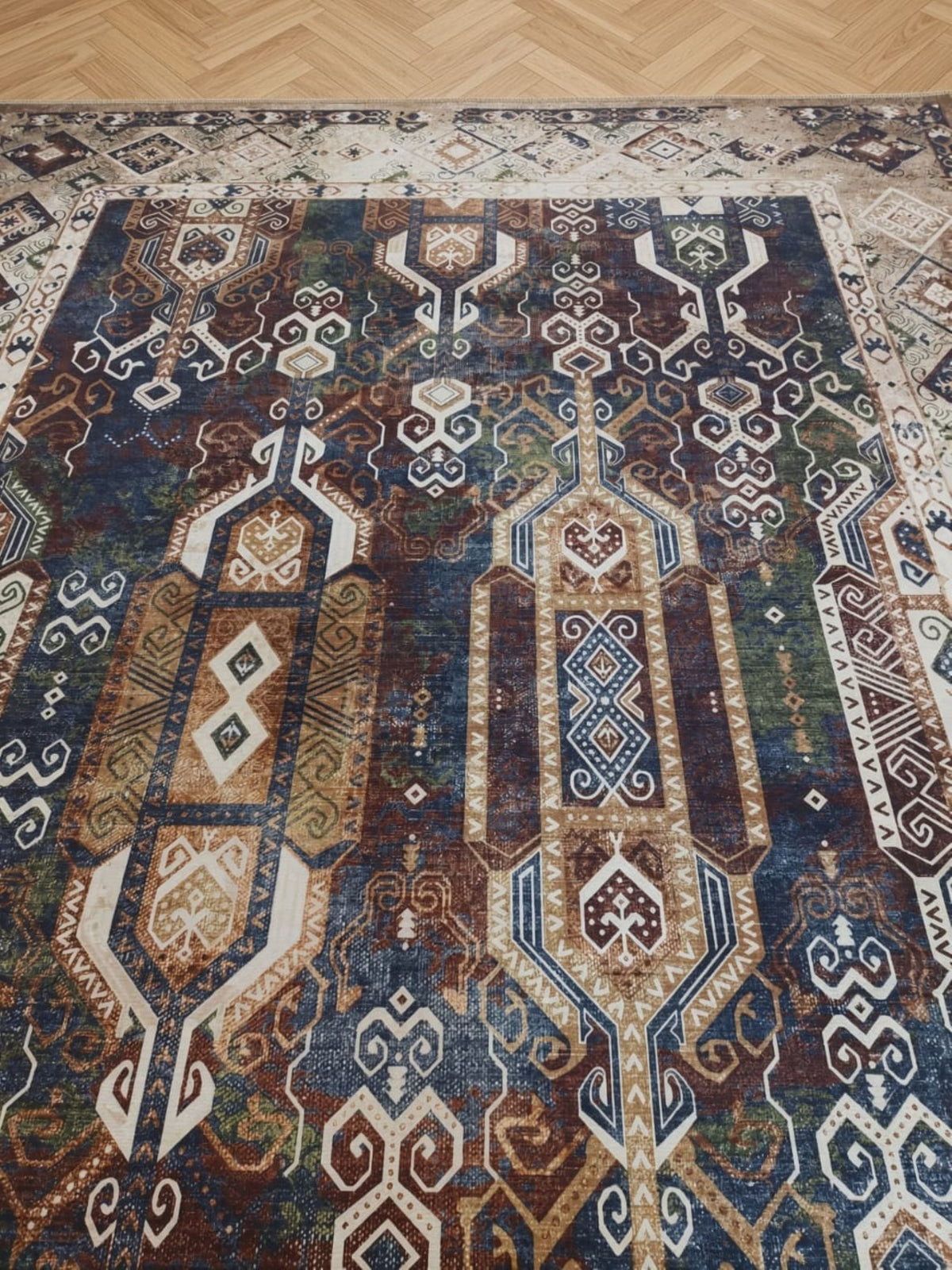 Mishkat Chenille Premium Carpet