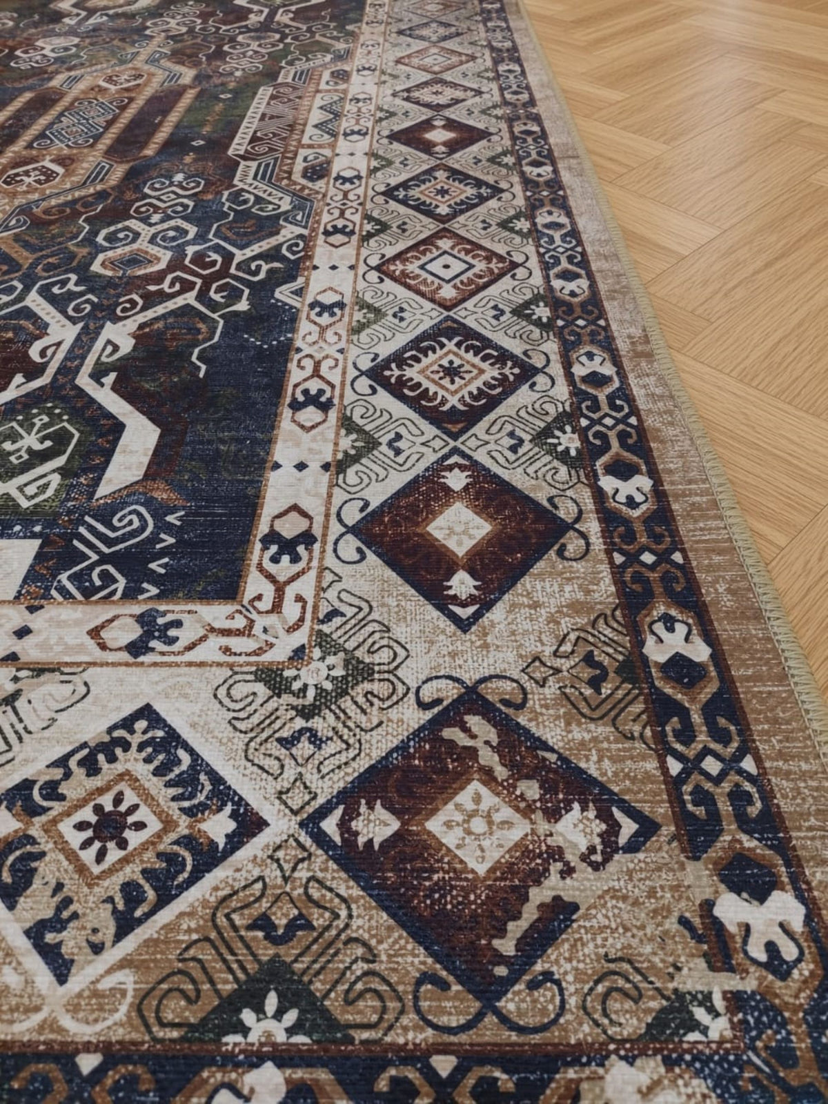Mishkat Chenille Premium Carpet