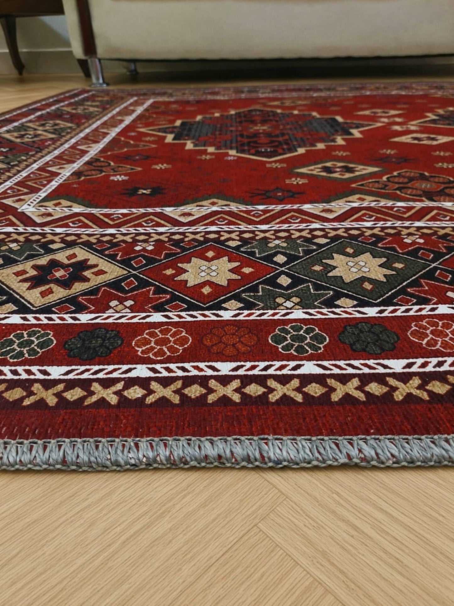 Roya Chenille Carpet